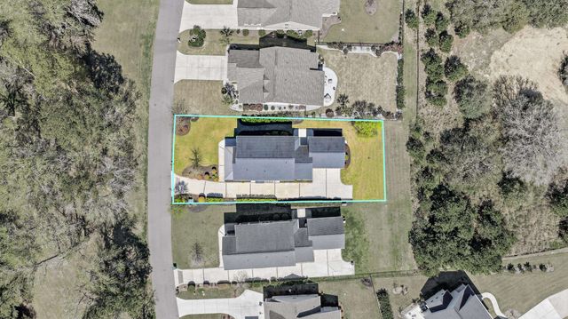 202 Spreading Oak Dr., Pawleys Island, SC 29585