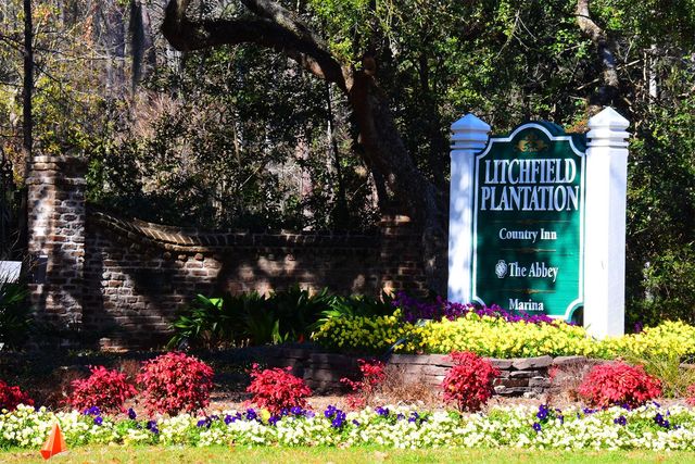 202 Spreading Oak Dr., Pawleys Island, SC 29585