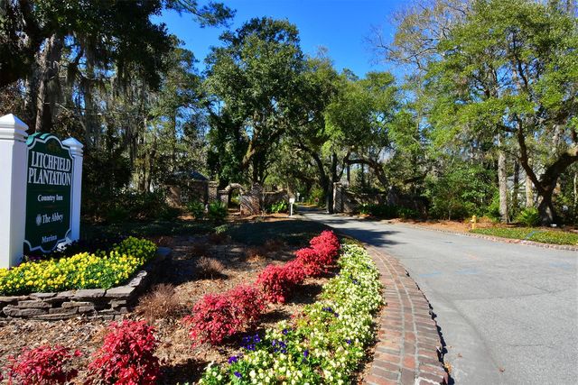 202 Spreading Oak Dr., Pawleys Island, SC 29585