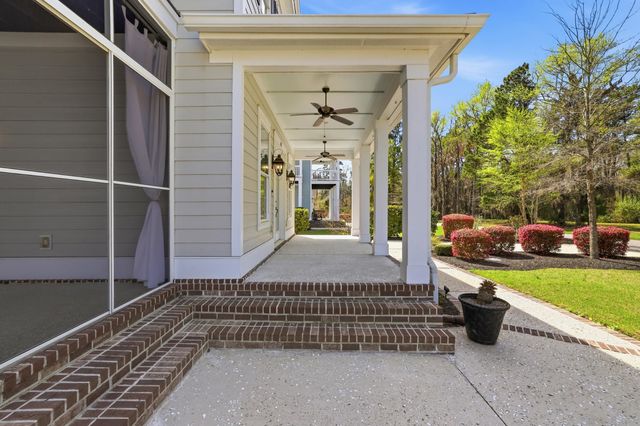 202 Spreading Oak Dr., Pawleys Island, SC 29585