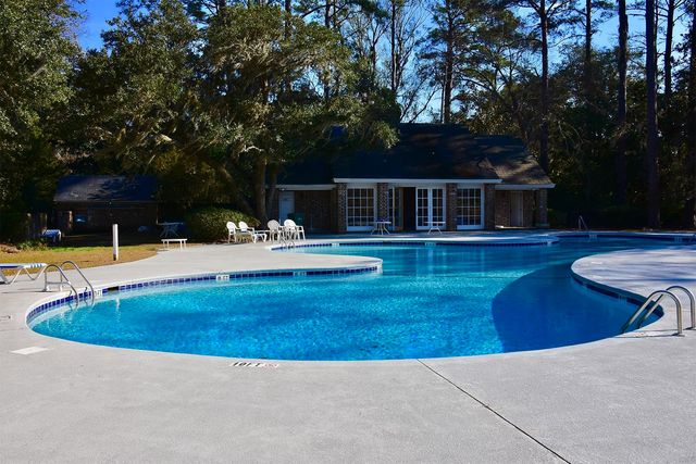 202 Spreading Oak Dr., Pawleys Island, SC 29585