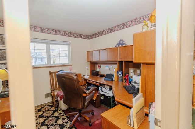 286 Harris Ave, Middlesex Boro, NJ 08846