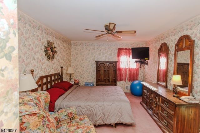 286 Harris Ave, Middlesex Boro, NJ 08846