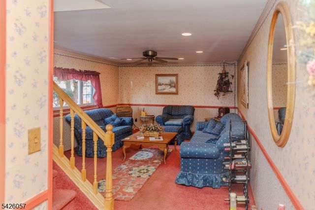 286 Harris Ave, Middlesex Boro, NJ 08846