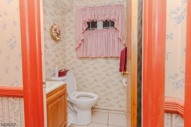 286 Harris Ave, Middlesex Boro, NJ 08846