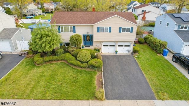 286 Harris Ave, Middlesex Boro, NJ 08846