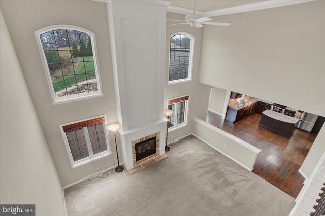 6400 FARMCREST LN, Harrisburg, PA 17111