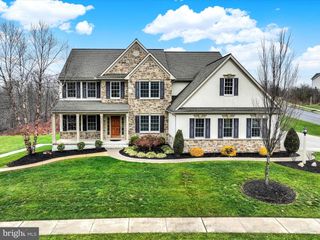 6400 FARMCREST LN, Harrisburg, PA 17111