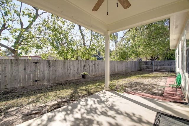 113 Spur CV, Kyle, TX 78640