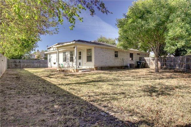 113 Spur CV, Kyle, TX 78640