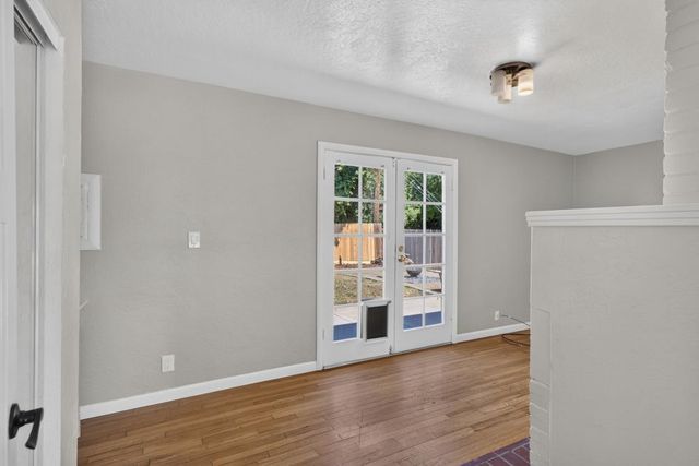 680 El Encino Way, Sacramento, CA 95864