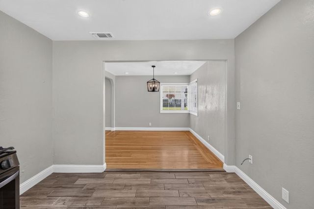 680 El Encino Way, Sacramento, CA 95864