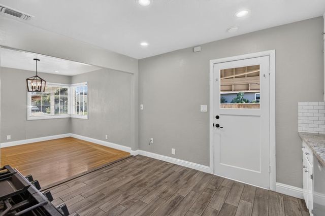 680 El Encino Way, Sacramento, CA 95864