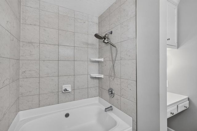 680 El Encino Way, Sacramento, CA 95864