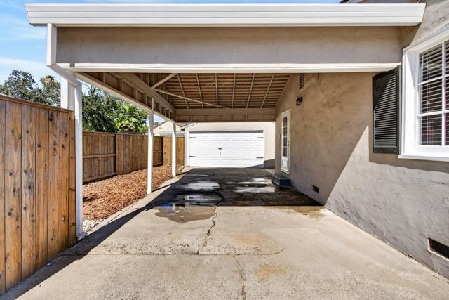 680 El Encino Way, Sacramento, CA 95864
