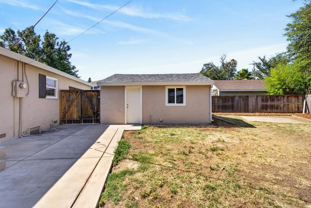 680 El Encino Way, Sacramento, CA 95864