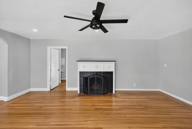 680 El Encino Way, Sacramento, CA 95864