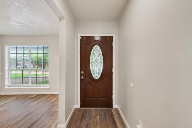 16314 Edgemont Drive, Houston, TX 77053