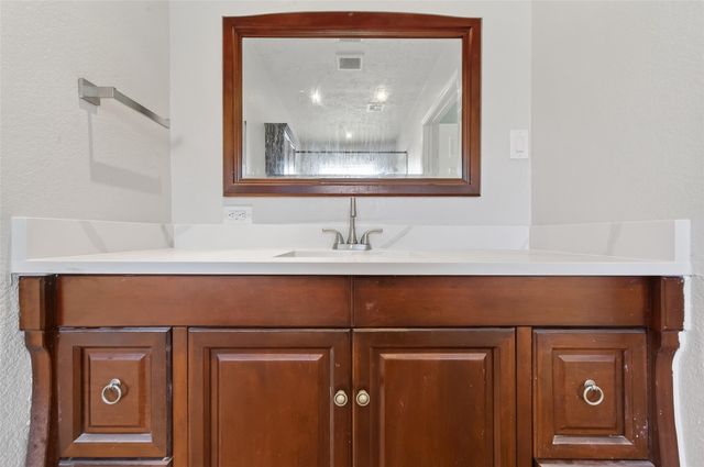 16314 Edgemont Drive, Houston, TX 77053