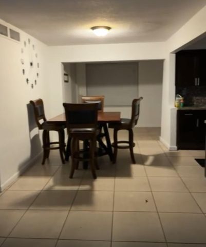 2705 NW 73RD Avenue, Sunrise, FL 33313