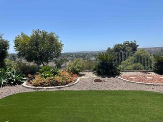 361 Point Windemere Pl, Oceanside, CA 92057