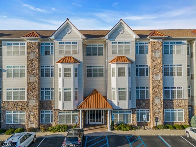 104 E Elizabeth Ave 202, Linden City, NJ 07036