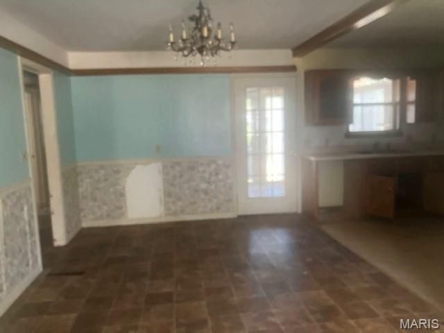 6 W Taylor, Dexter, MO 63841