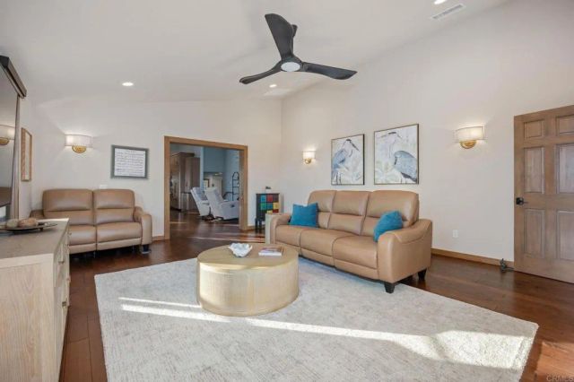 1818 Avocado Road, Oceanside, CA 92054