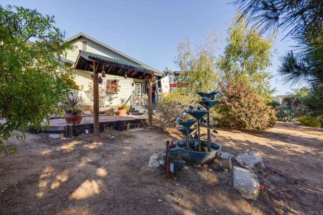 1818 Avocado Road, Oceanside, CA 92054