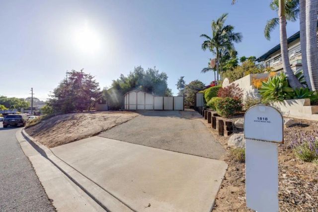 1818 Avocado Road, Oceanside, CA 92054