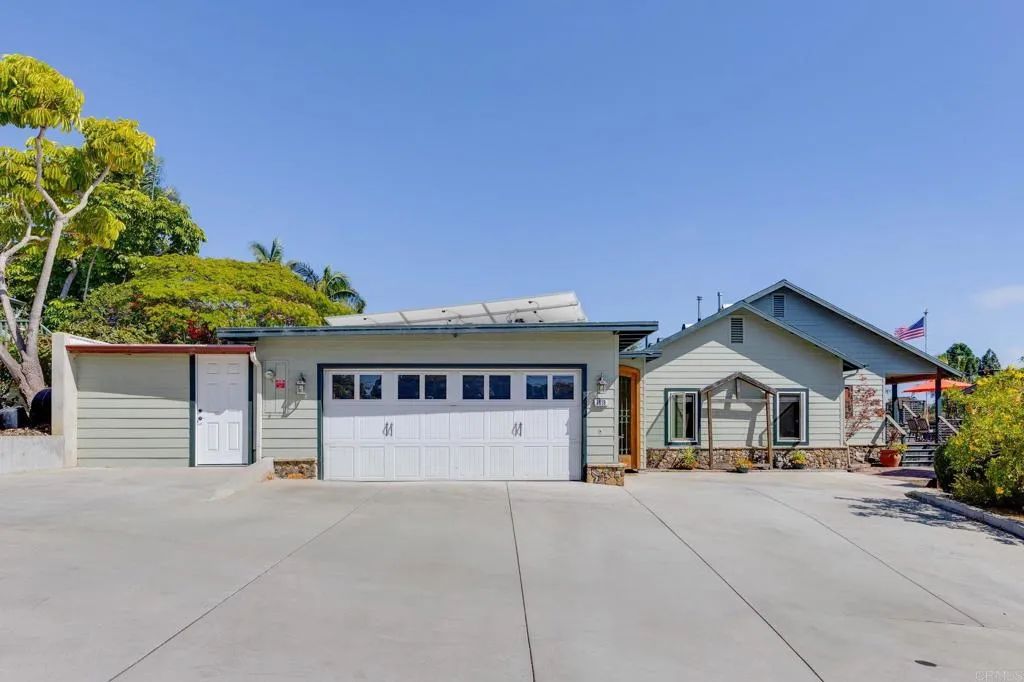 1818 Avocado Road, Oceanside, CA 92054