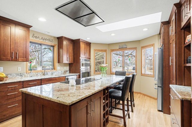 2100 Brooke Lane, Hastings, MN 55033