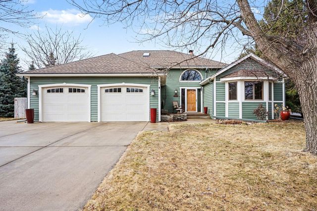 2100 Brooke Lane, Hastings, MN 55033