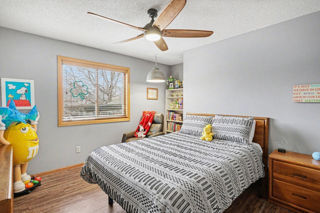 2100 Brooke Lane, Hastings, MN 55033