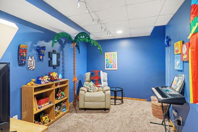 2100 Brooke Lane, Hastings, MN 55033