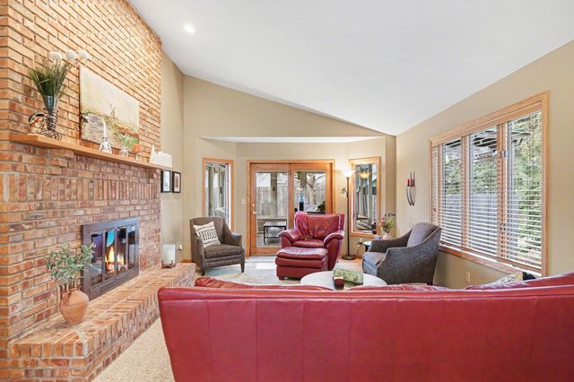 2100 Brooke Lane, Hastings, MN 55033