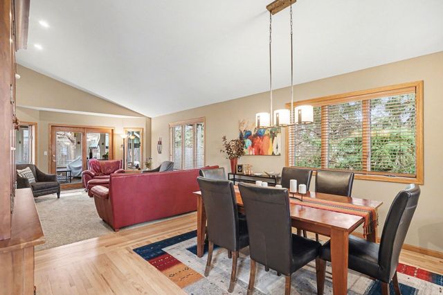 2100 Brooke Lane, Hastings, MN 55033