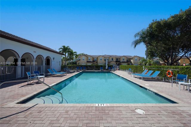 11224 NW 87th St, Doral, FL 33178