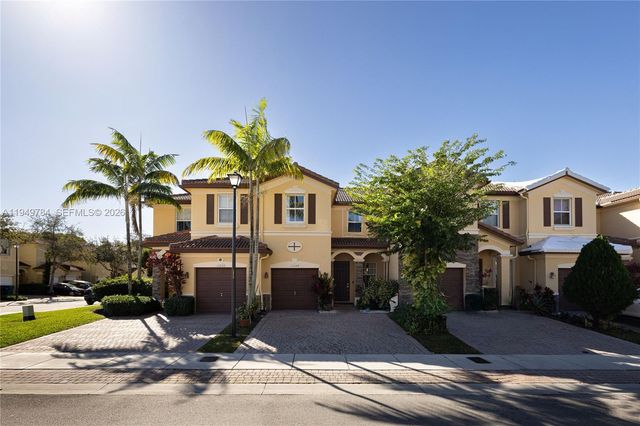 11224 NW 87th St, Doral, FL 33178