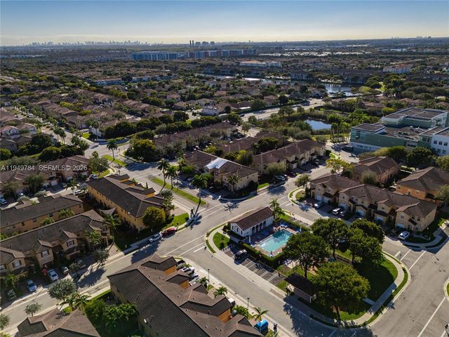 11224 NW 87th St, Doral, FL 33178