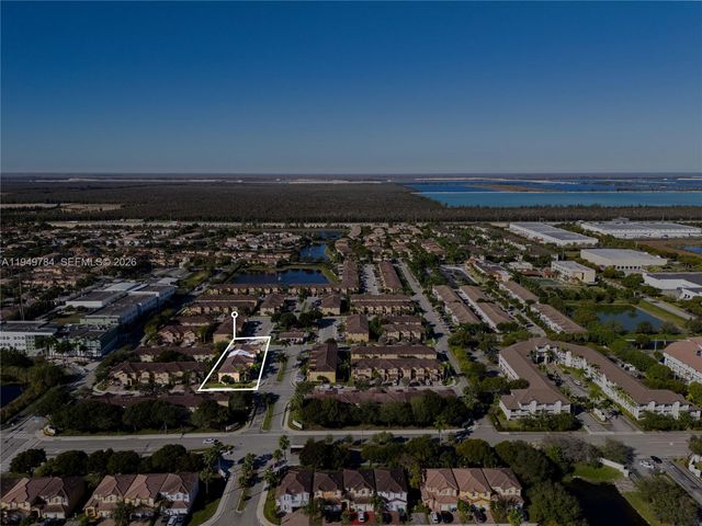 11224 NW 87th St, Doral, FL 33178