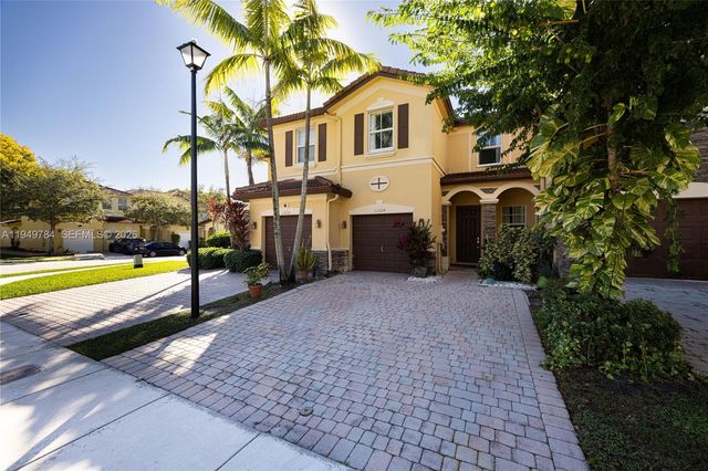 11224 NW 87th St, Doral, FL 33178