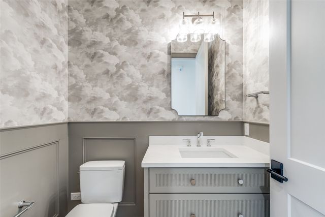 5819 Del Roy, Dallas, TX 75230