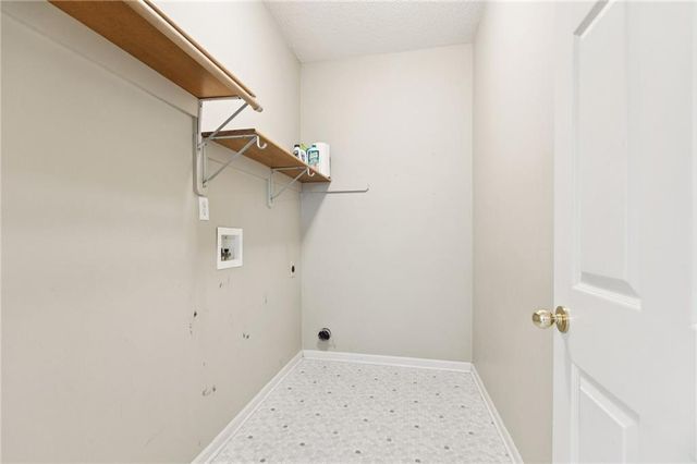 7336 N Wallace Avenue, Kansas City, MO 64158