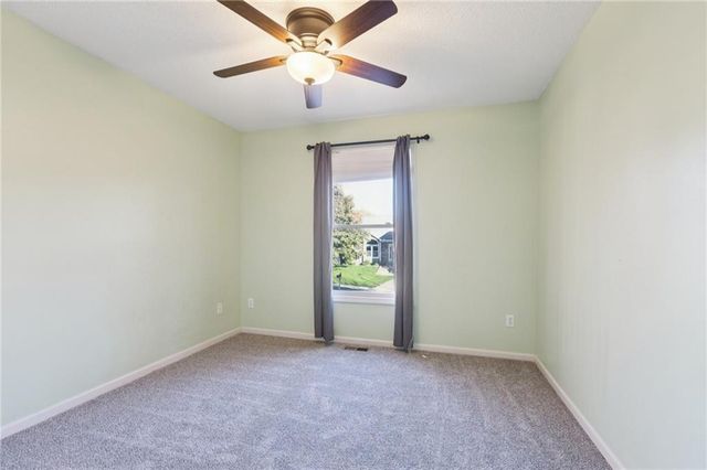 7336 N Wallace Avenue, Kansas City, MO 64158