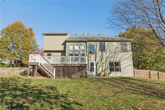 7336 N Wallace Avenue, Kansas City, MO 64158