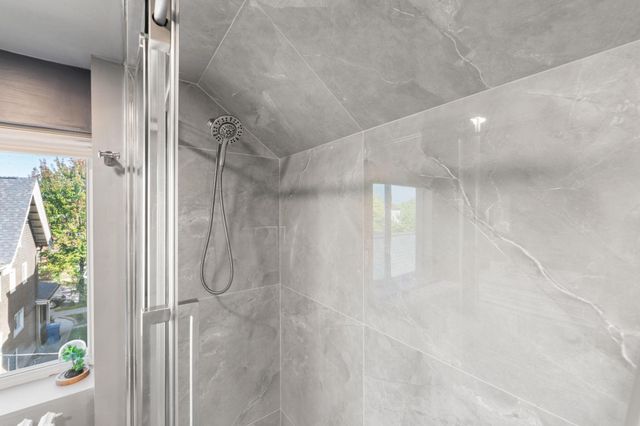 2707 Garfield Avenue 3, Minneapolis, MN 55408