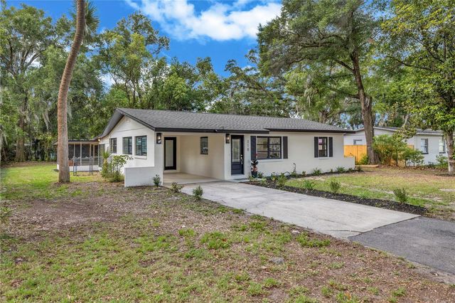 318 W PALMETTO AVENUE, Deland, FL 32720