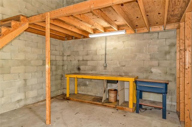 318 W PALMETTO AVENUE, Deland, FL 32720