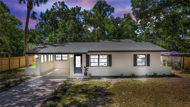 318 W PALMETTO AVENUE, Deland, FL 32720